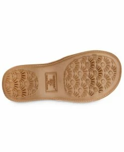 Isotoner Signature Women's Recycled Staycation Slide -Steve Madden Shop 21779078 fpx