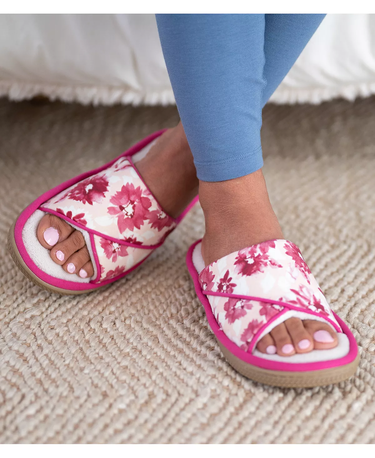 Isotoner Signature Women's Cotton Floral Keilly Slide 9 Isotoner Signature Women's Cotton Floral Keilly Slide - Image 7